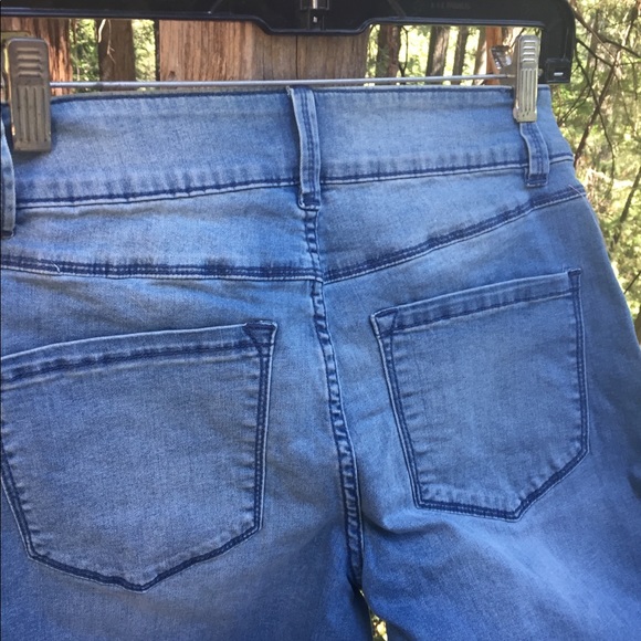 Bebe stone washed boaters high waisted distressed  barrel jeans HPxx6 - Picture 6 of 7